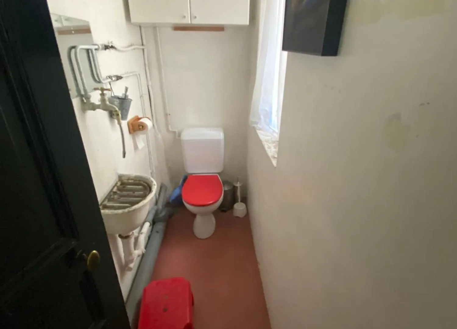 Apartment Location *